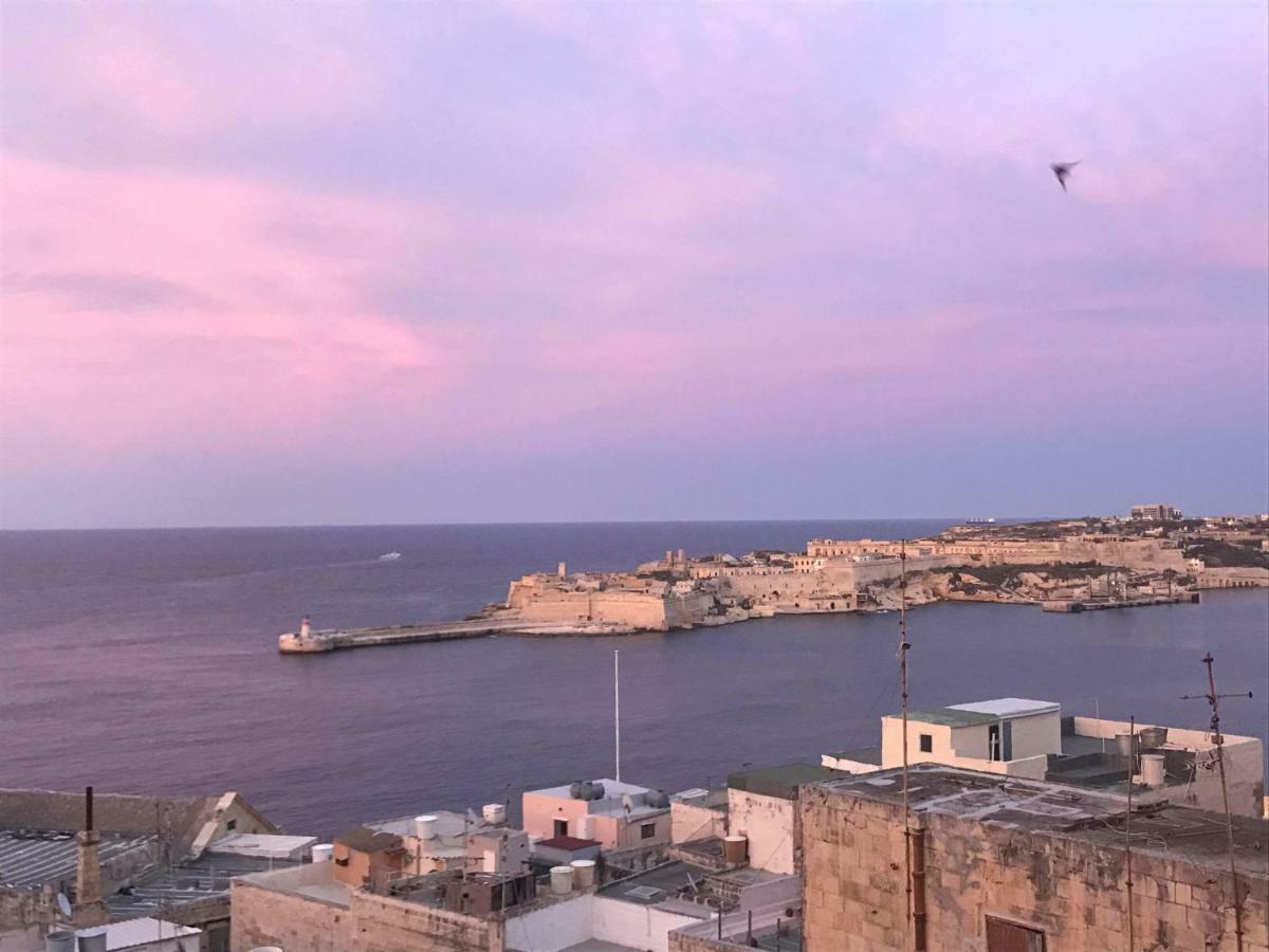 Sea View Large Valletta Appartment Esterno foto